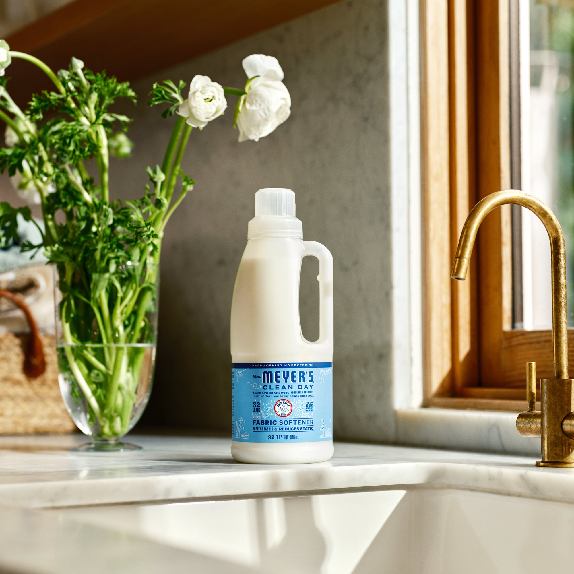 Mrs. Meyer's Rain Water Fabric Softener – Mrs. Meyer's Clean Day